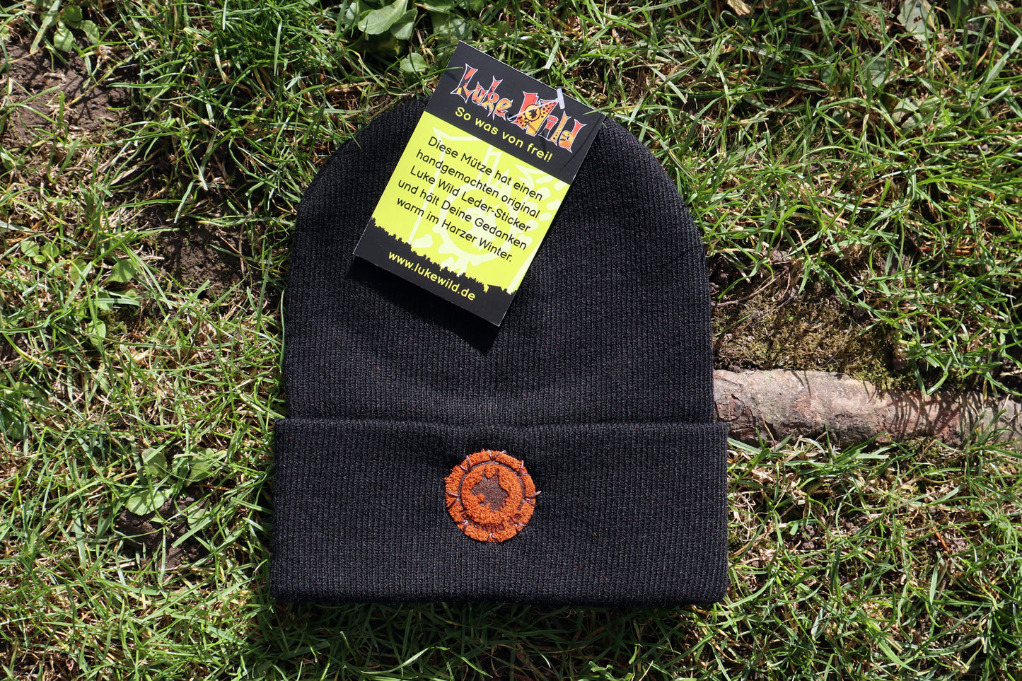 Junior Beanie mit Leder Patch